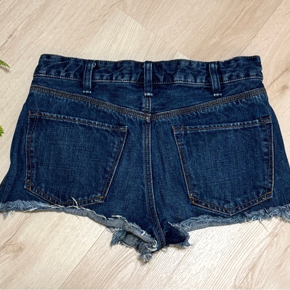 FREE PEOPLE Women’s Jean Shorts Sz 27 - Picture 2 of 11